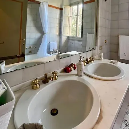 Apartment In Torre Di Antica