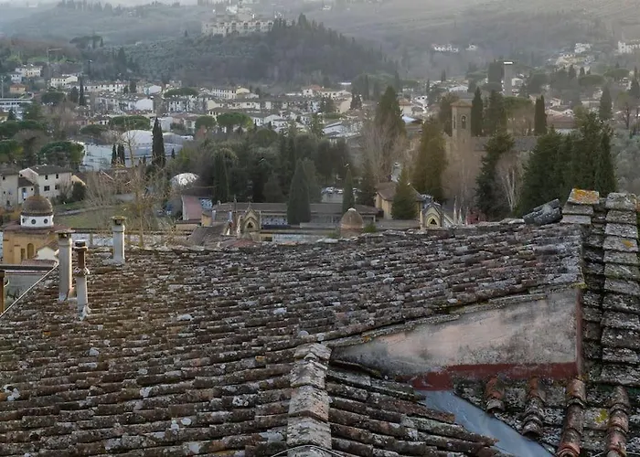 Appartamento In Torre Di Antica Firenze